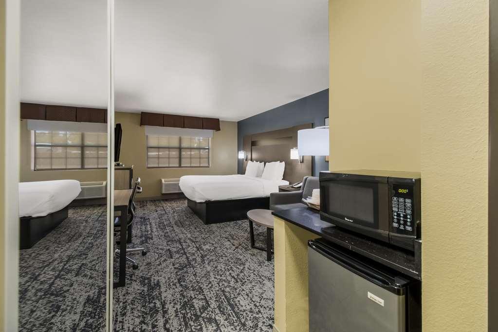 Best Western Temple Inn & Suites Room photo