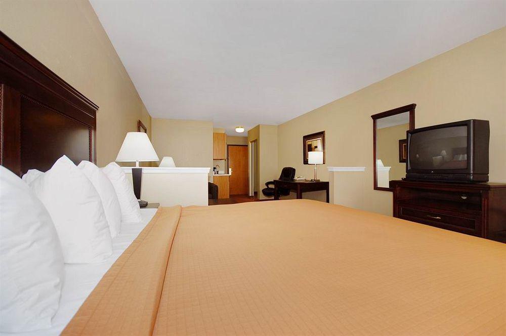 Best Western Temple Inn & Suites Room photo