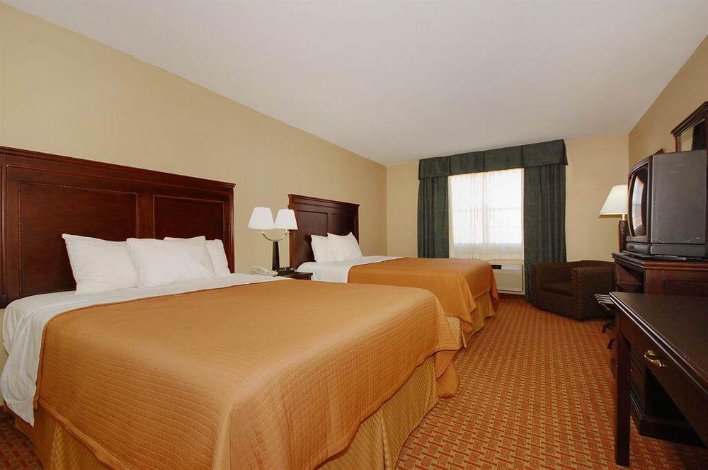 Best Western Temple Inn & Suites Room photo